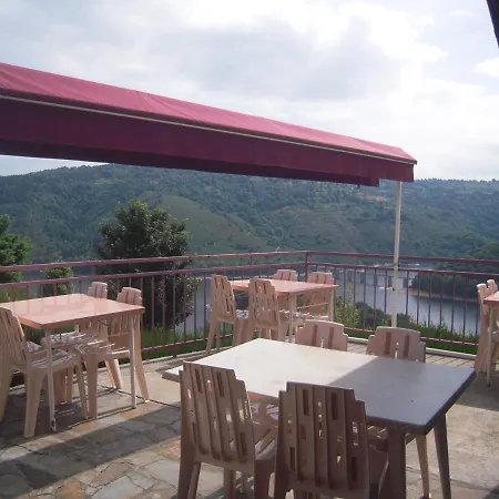 Oda ve Kahvaltı Le Belvedere De Mallet *