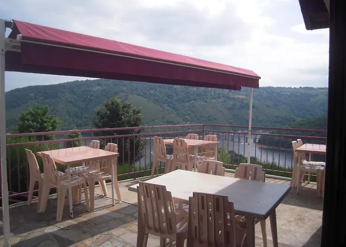 Oda ve Kahvaltı Le Belvedere De Mallet *